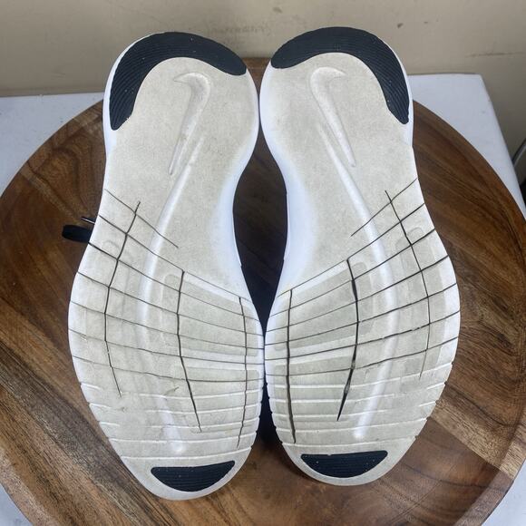 Nike Free Run Flyknit Next Nature Womens Black Size 8 Running Shoes DX6482-002 - Picture 8 of 12